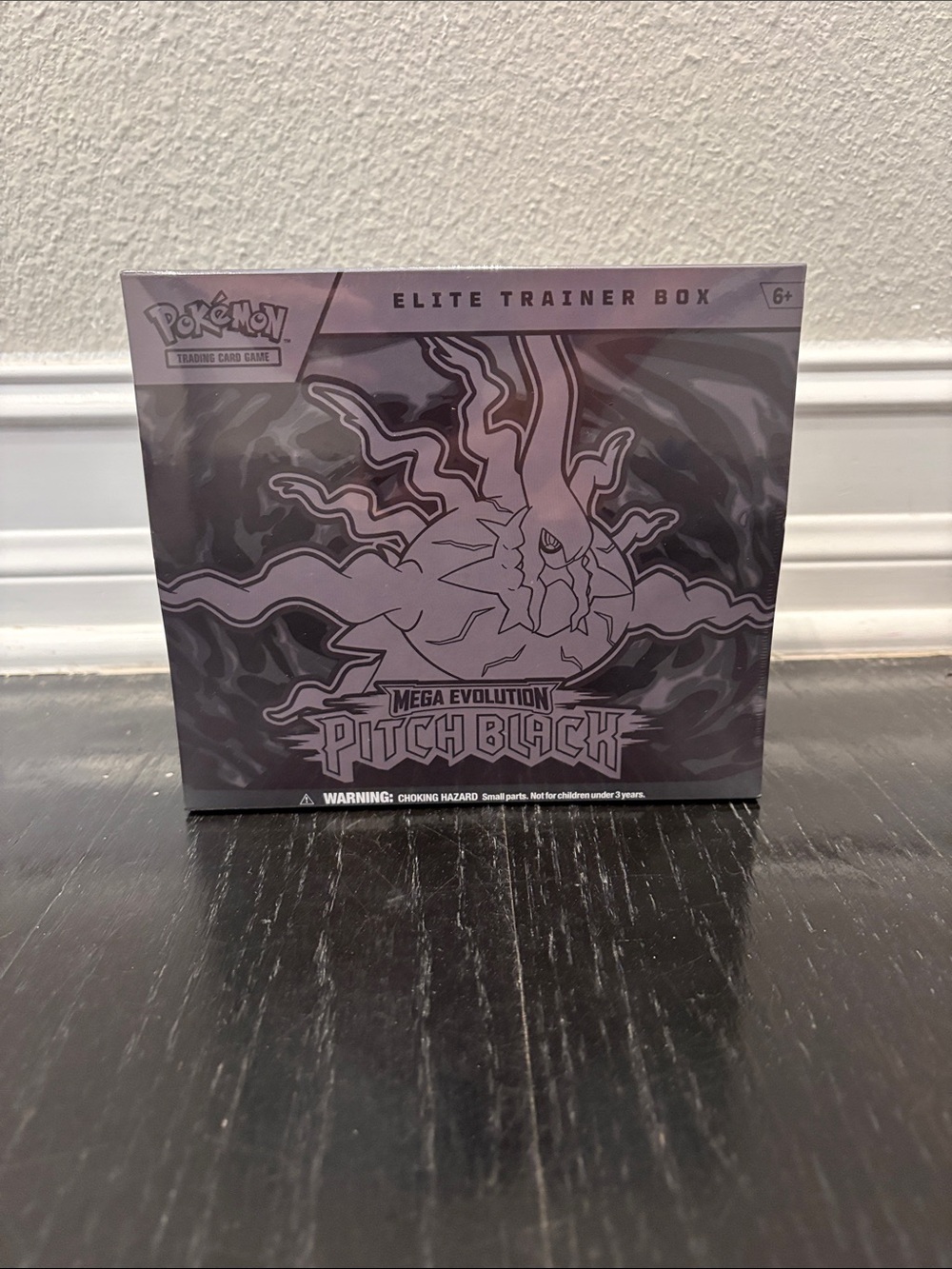 Pokemon Elite Trainer Box - Mega Evolution Pitch Black